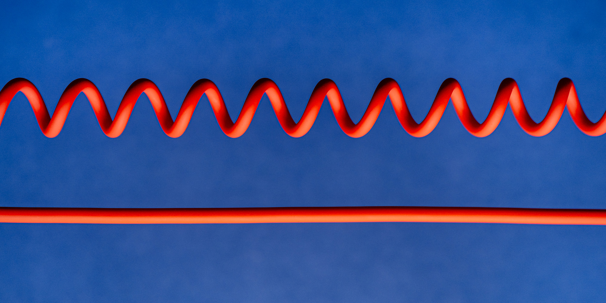 Kabel Newell USB-C - USB-C 100 W, 1,5 m, silikonowy, spiralny, czerwono-granatowy